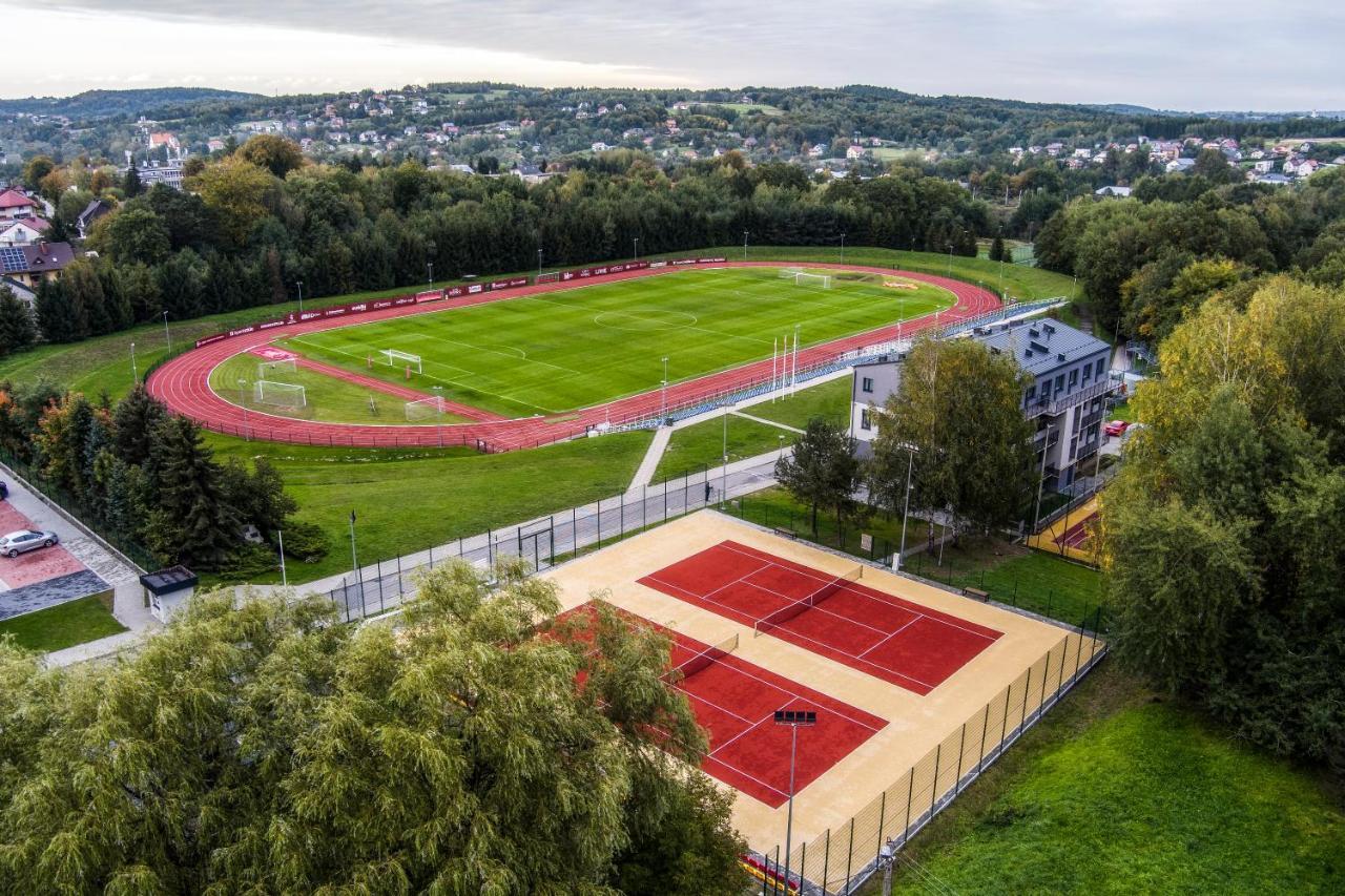 Pawilon Sportowo Turystyczny Kalwarianka Hostel Kalwaria Zebrzydowska Ngoại thất bức ảnh