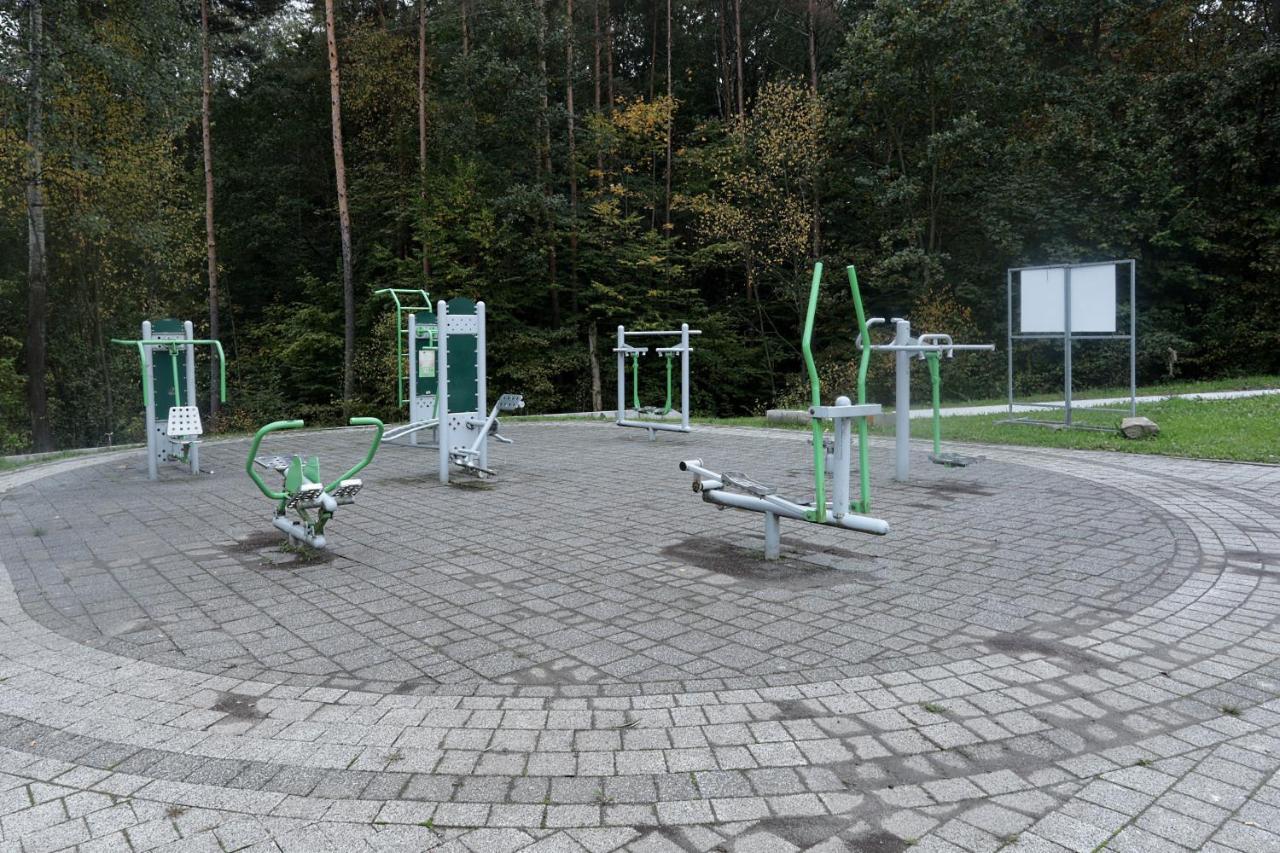 Pawilon Sportowo Turystyczny Kalwarianka Hostel Kalwaria Zebrzydowska Ngoại thất bức ảnh