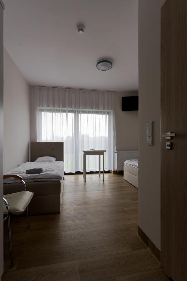 Pawilon Sportowo Turystyczny Kalwarianka Hostel Kalwaria Zebrzydowska Ngoại thất bức ảnh