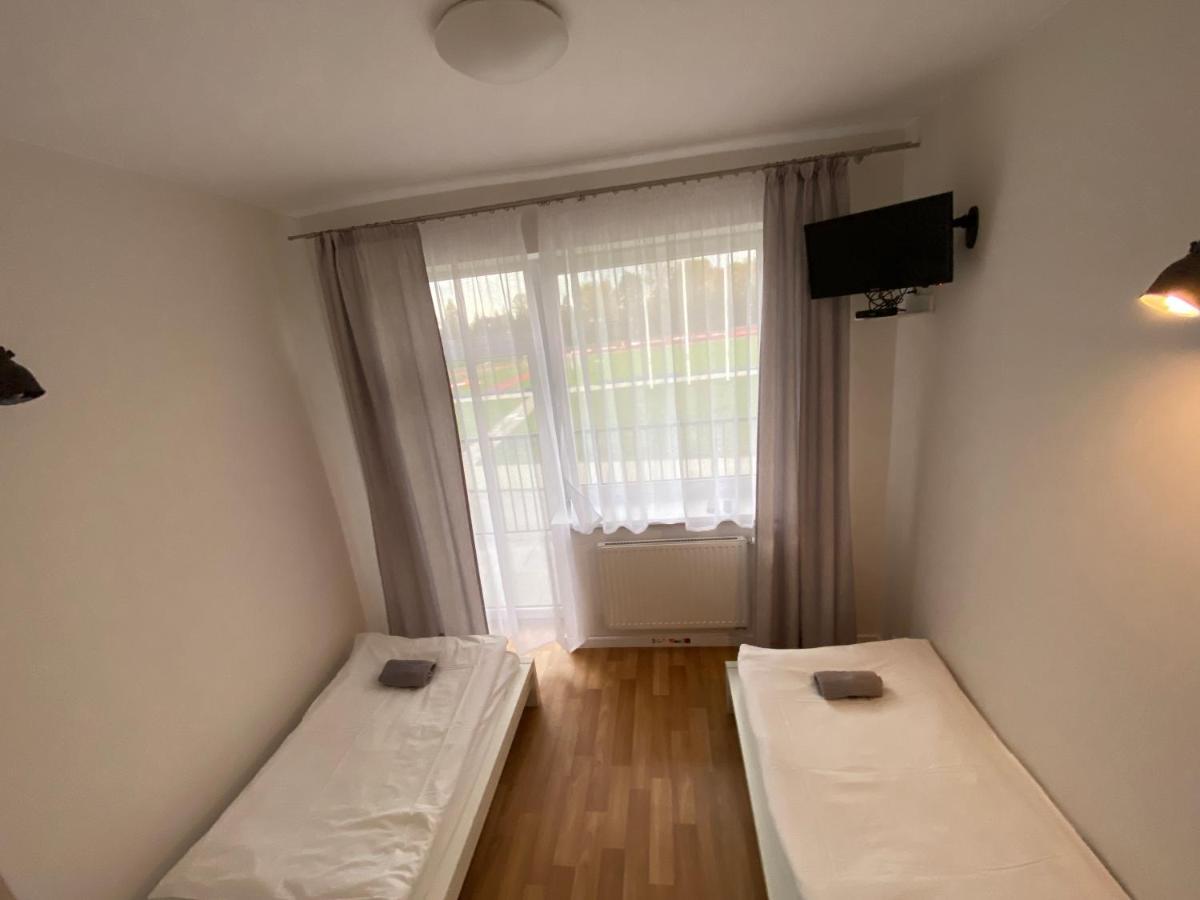 Pawilon Sportowo Turystyczny Kalwarianka Hostel Kalwaria Zebrzydowska Ngoại thất bức ảnh